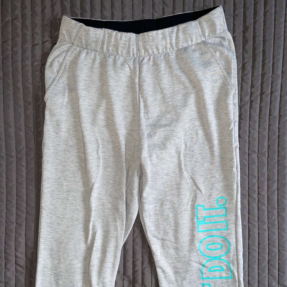 nike grey sweatpants